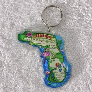 5/$35 Vintage Plastic Florida Map Keychain